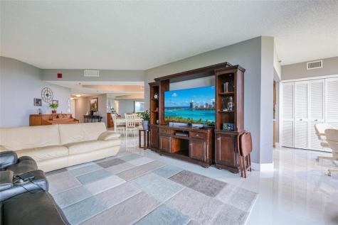7100 Radice Court Lauderhill FL 33319