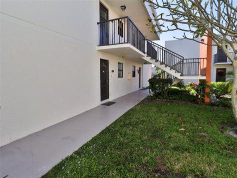 516 Osprey Drive Delray Beach FL 33444