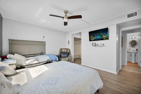4400 Hillcrest Drive Hollywood FL 33021