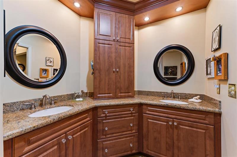 1143 Duncan Circle Palm Beach Gardens FL 33418