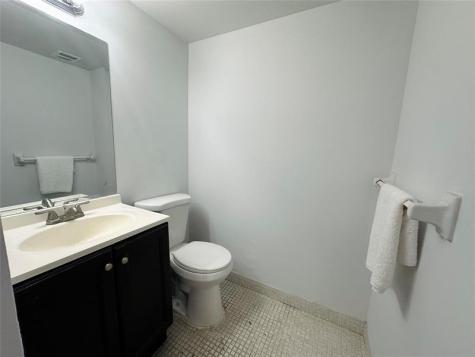 4174 Inverrary Drive Lauderhill FL 33319