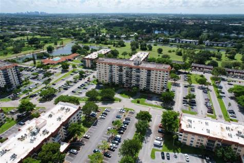 4174 Inverrary Drive Lauderhill FL 33319