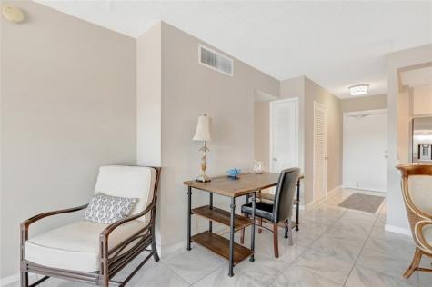 390 N Federal Highway Deerfield Beach FL 33441