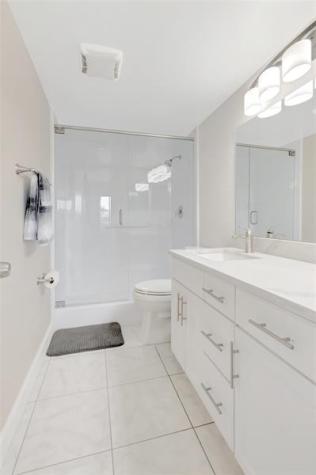 390 N Federal Highway Deerfield Beach FL 33441