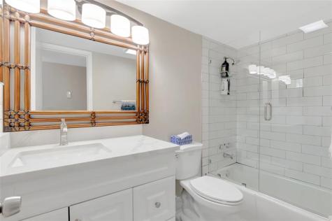 390 N Federal Highway Deerfield Beach FL 33441