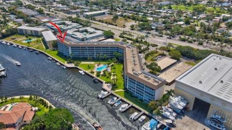 390 N Federal Highway Deerfield Beach FL 33441