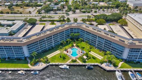 390 N Federal Highway Deerfield Beach FL 33441