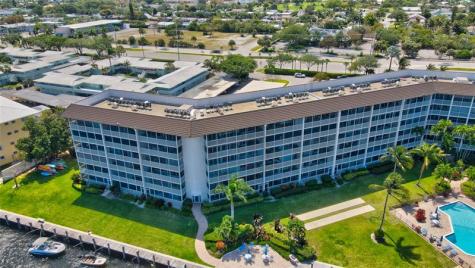 390 N Federal Highway Deerfield Beach FL 33441