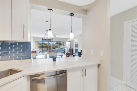 390 N Federal Highway Deerfield Beach FL 33441