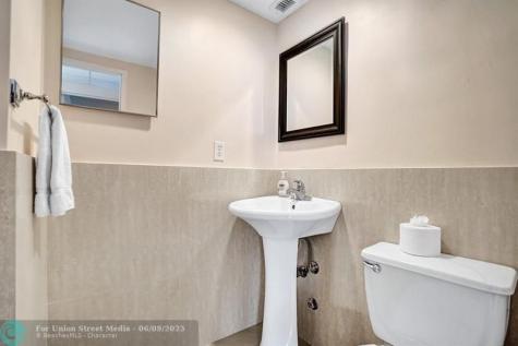 4001 S Ocean Drive Hollywood FL 33019