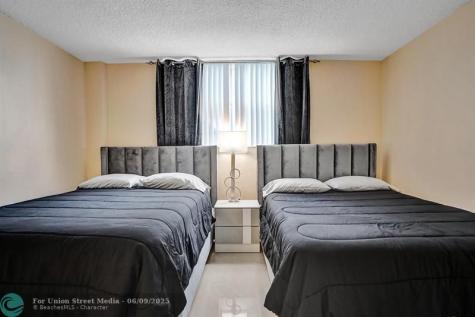 4001 S Ocean Drive Hollywood FL 33019