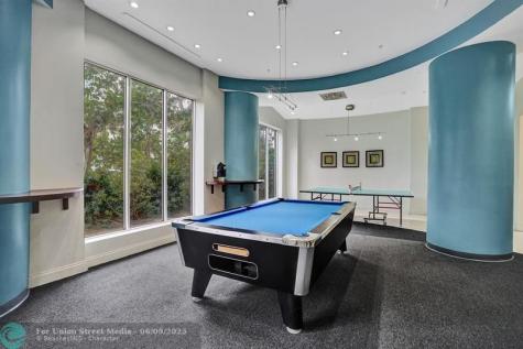 4001 S Ocean Drive Hollywood FL 33019