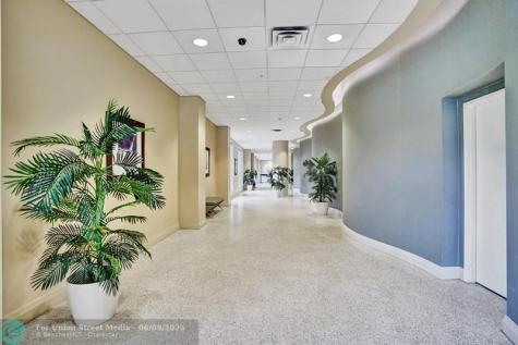 4001 S Ocean Drive Hollywood FL 33019