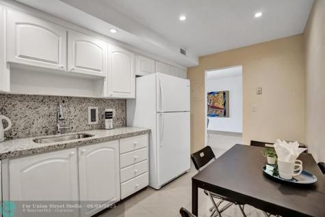 4001 S Ocean Drive Hollywood FL 33019