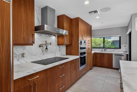 17 Port Side Drive Fort Lauderdale FL 33316