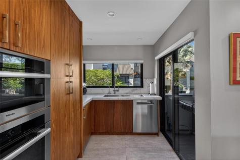 17 Port Side Drive Fort Lauderdale FL 33316