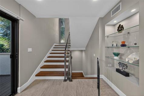 17 Port Side Drive Fort Lauderdale FL 33316