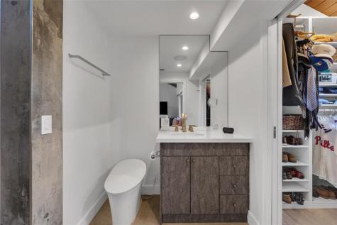 17 Port Side Drive Fort Lauderdale FL 33316
