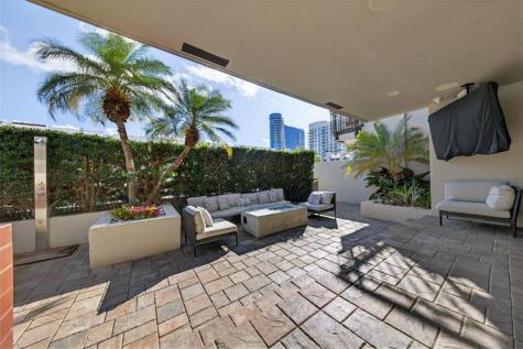17 Port Side Drive Fort Lauderdale FL 33316