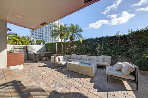 17 Port Side Drive Fort Lauderdale FL 33316