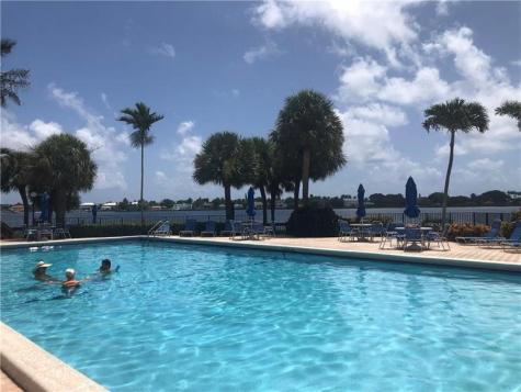 7030 Half Moon Circle Hypoluxo FL 33462