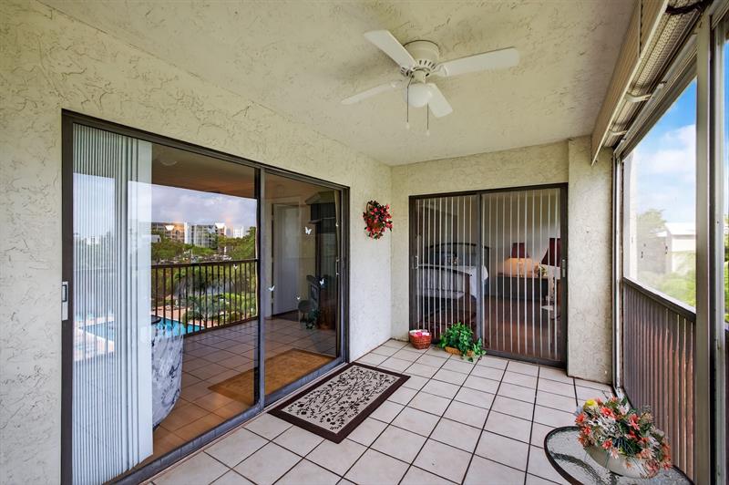 2205 S Cypress Bend Drive Pompano Beach FL 33069