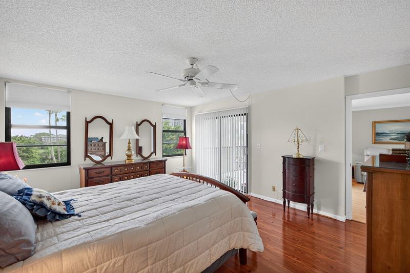 2205 S Cypress Bend Drive Pompano Beach FL 33069
