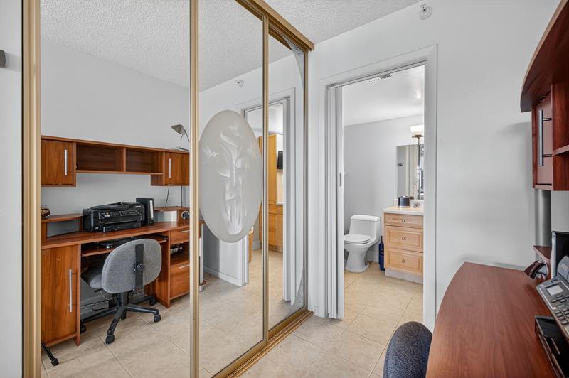 2205 S Cypress Bend Drive Pompano Beach FL 33069