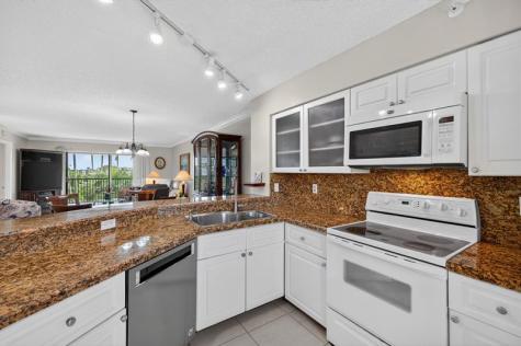 2205 S Cypress Bend Drive Pompano Beach FL 33069