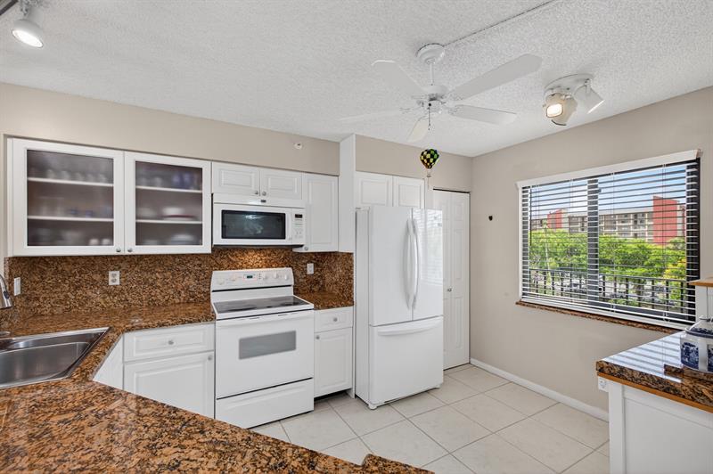 2205 S Cypress Bend Drive Pompano Beach FL 33069