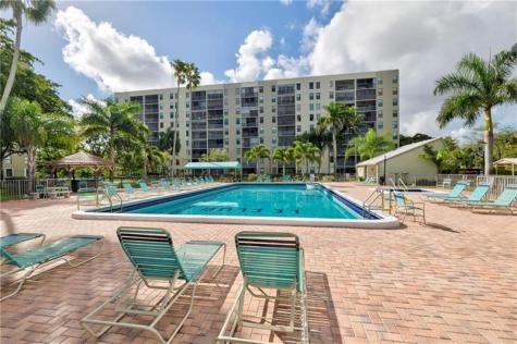 2205 S Cypress Bend Drive Pompano Beach FL 33069