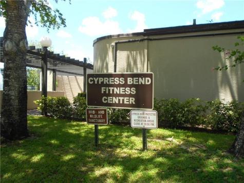 2205 S Cypress Bend Drive Pompano Beach FL 33069