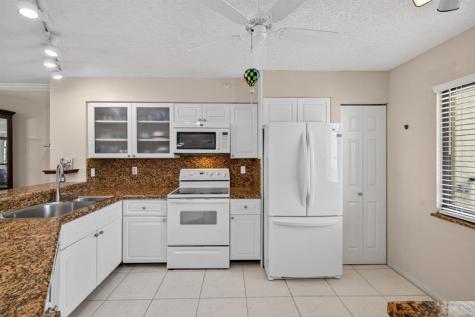 2205 S Cypress Bend Drive Pompano Beach FL 33069