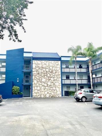 3130 Holiday Springs Boulevard Margate FL 33063