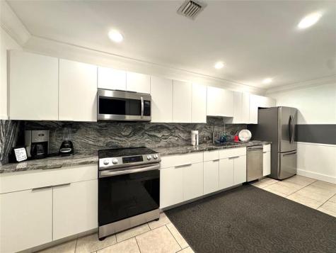 119 NE 19th Court Wilton Manors FL 33305