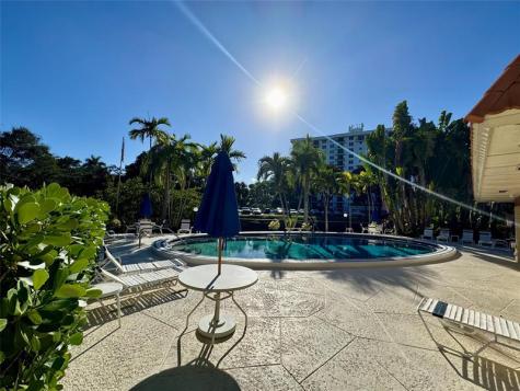 119 NE 19th Court Wilton Manors FL 33305