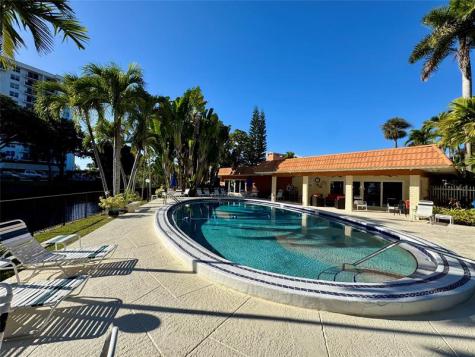 119 NE 19th Court Wilton Manors FL 33305