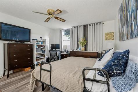 9520 S Hollybrook Lake Drive Pembroke Pines FL 33025