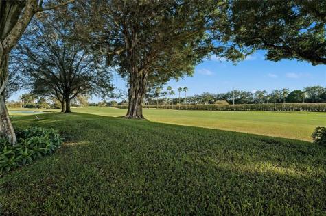 9520 S Hollybrook Lake Drive Pembroke Pines FL 33025
