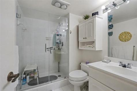 9520 S Hollybrook Lake Drive Pembroke Pines FL 33025