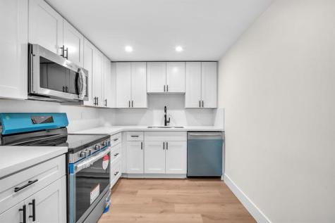 3900 N Hills Drive Hollywood FL 33021