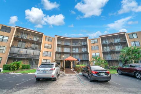 3900 N Hills Drive Hollywood FL 33021