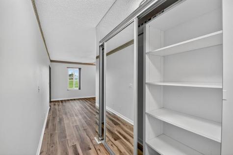 6869 Fountains Circle Lake Worth FL 33467