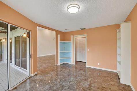 6869 Fountains Circle Lake Worth FL 33467