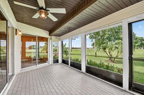 6869 Fountains Circle Lake Worth FL 33467