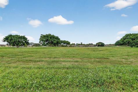 6869 Fountains Circle Lake Worth FL 33467