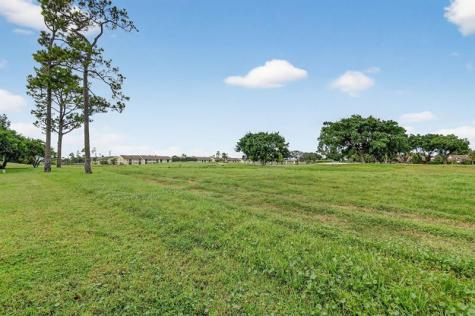 6869 Fountains Circle Lake Worth FL 33467