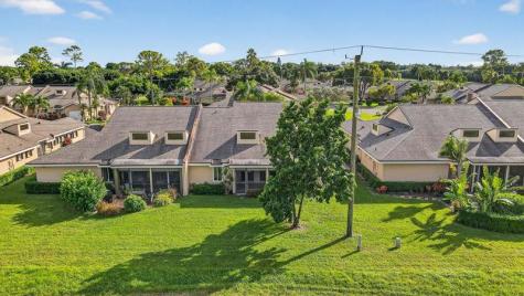 6869 Fountains Circle Lake Worth FL 33467