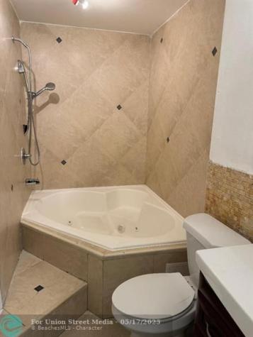 5201 SW 31st Avenue Fort Lauderdale FL 33312