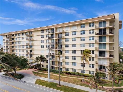 1009 N Ocean Boulevard Pompano Beach FL 33062